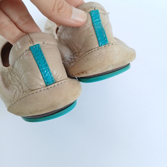 Tieks Beige Leather Ballet Flats Size 7 - Picture 4 of 9